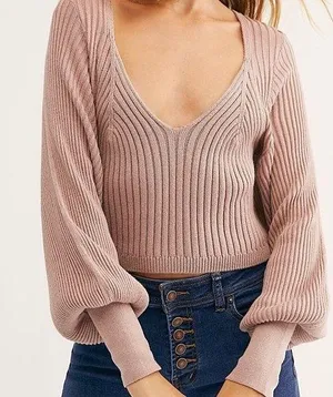 Free People Rose Pink Cropped Plunging VNeck Sweater Size Large thumbnail 1