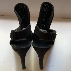 Vince Aden‎ Laser Cut Suede Peep Toe Heel Sandal Slingback Booties Nubuck 7 37.5 thumbnail 9