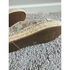 Vince Camuto Floral Perforated Leather Espadrille Platform Sneakers‎ White 7.5 thumbnail 8
