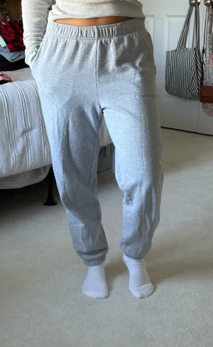 American Eagle sweatpants thumbnail 1