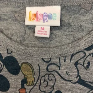 LuLaRoe Heather Gray with Mickey Mouse Disney Print 3/4 Sleeve Tee Medium thumbnail 6