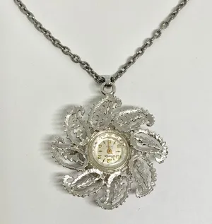 Vintage Darlin Swiss 17 jewels incabloc mechanical pendant watch chain works thumbnail 1