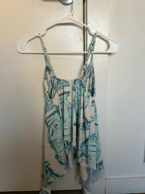 Urban Outfitters Top thumbnail 4
