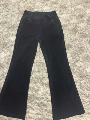 Black flare pants Size M thumbnail 1