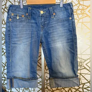 True Religion Knee length Shorts Women’s Bermuda Denim Jeans size 29 thumbnail 1