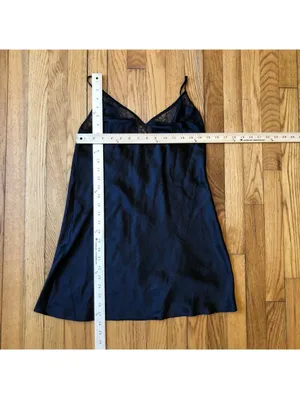 Victoria's Secret NWOT Vintage 1990s Women's Satin Black Lacy Slip Nightgown M thumbnail 2