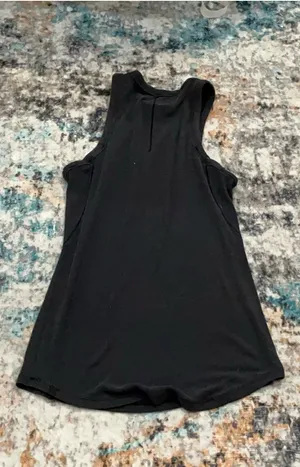 Lululemon Tank Top thumbnail 2