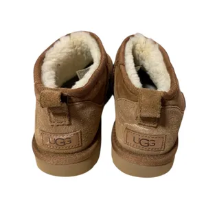 UGG Classic Ultra Mini Chestnut Suede Sheepskin Winter Ankle Boots Womens Size 9 thumbnail 4