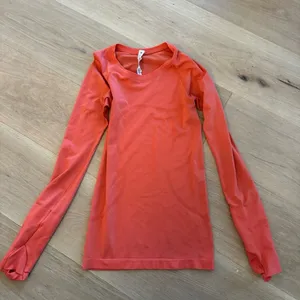 Lululemon Swiftly Tech Long Sleeve 2.0 Warm Coral thumbnail 3