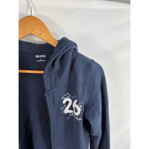 NWT Hollister Class of 26 Senior Graduation Full Zip Hoodie Size Small thumbnail 3