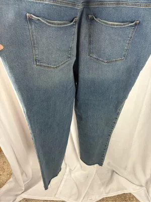 Universal Thread Denim Overalls Medium Blue Wash 18 Plus Size 34 Raw Hem Bibs thumbnail 7