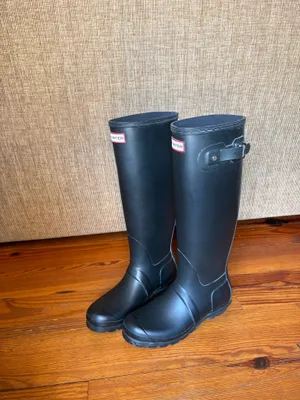 Hunter Tall Rain Boots Matte Black thumbnail 2