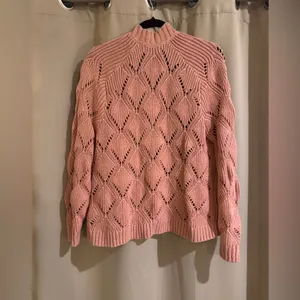 Old Navy Women's Pink Cardigan Sweater thumbnail 2