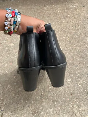 Franco sarto block heel leather ankle boots size 8.5 thumbnail 4