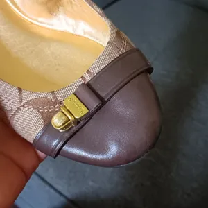 COACH BALLERINA FLATS Brown tan dressy flats Career Business Classic Traditional thumbnail 2