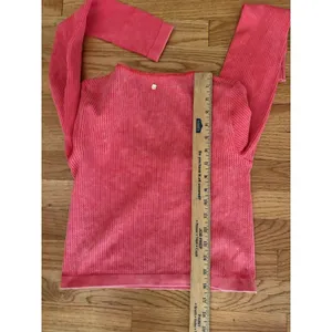 Fabletics Top Size Small‎ Red Henley Crop Long Sleeve Ribbed Y2K Style Babydoll thumbnail 4