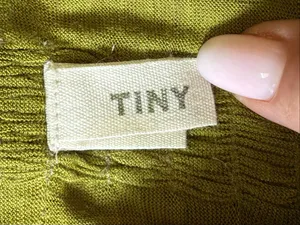 TINY Anthropologie Olive Green Embroidered Roll Tab Tunic Blouse S thumbnail 3