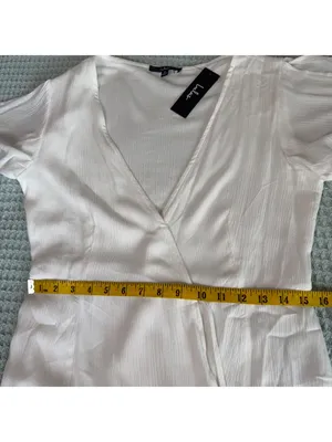 NWT Lulus Harbor Point Wrap Dress Womens Medium White Bridal Shower Bachelorette thumbnail 9