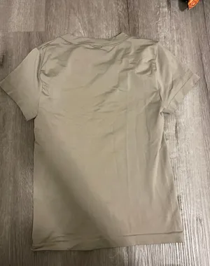 Aritzia Sunday Best Seamless T-Shirt thumbnail 4