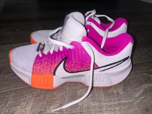 Nike Wmns Zoom GP Challenge Pro Premium HC thumbnail 1