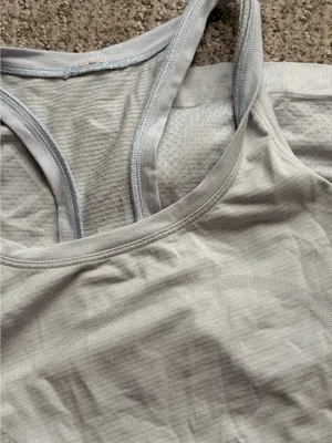 Lululemon Tank Swiftly Tech thumbnail 2