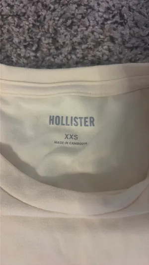 Hollister Top thumbnail 2