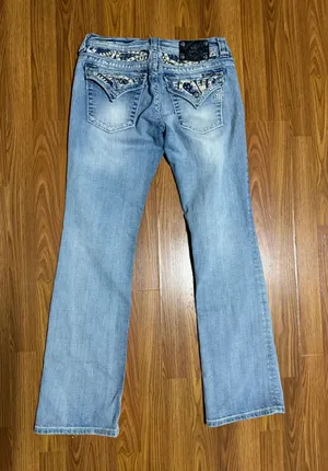 Miss Me Bootcut Low Rise Medium Wash Jeans Size 30. Embroidered, Embellished thumbnail 1