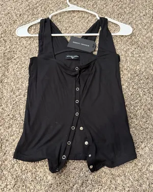 Revolve Top thumbnail 1