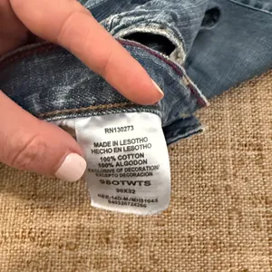 Wrangler Retro Y2K Relaxed Boot Cut Jeans Women’s Size 30 x 32 thumbnail 6