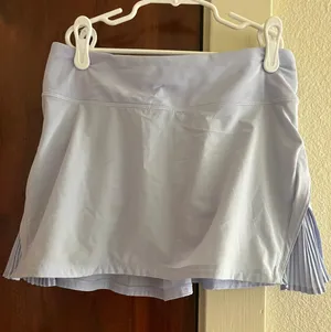 Lululemon Skirt thumbnail 1