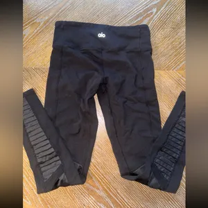 Alo black High-Waist Moto Sport Leggings with Mesh thumbnail 2