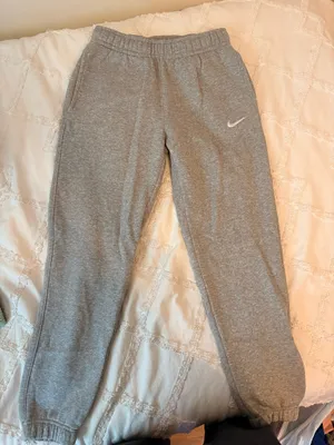 Nike Sweatpants Grey Women’s thumbnail 1