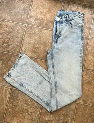 Denim H&M Bootcut Jeans Size 4 High Waist Light Wash Raw Hem thumbnail 1