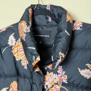 WHO WHAT WEAR Cinch Waist Floral Black Quilted Puffer Size large thumbnail 4