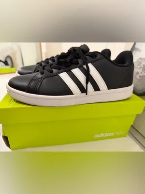 adidas Cloudfoam Advantage W 3 Stripes AW4288 low tops athletic Womens Size 9.5 thumbnail 4