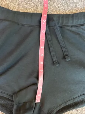 Quince Women’s Black Fleece Lounge Shorts Pull On Athleisure Size L thumbnail 6