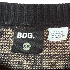 Urban Outfitters BDG Aztec Print Oversized Sweater‎ Sz XS thumbnail 6