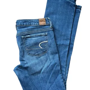 American Eagle Slim Old School Stretch Jean Med Wash Size 12X31 Mid Rise thumbnail 6