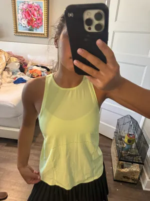 Lululemon Women's Light Yellow Sleeveless Workout Tank thumbnail 1