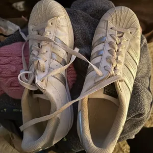 Adidas Tennis Shoes thumbnail 1