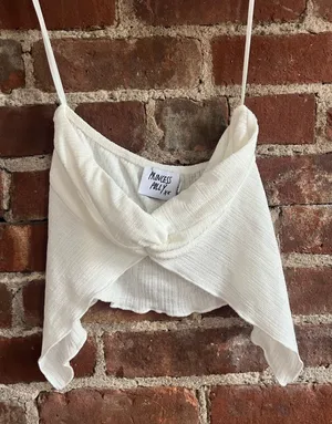 Princess Polly Ivory Twist Hem Cropped Cami Size 4 thumbnail 1
