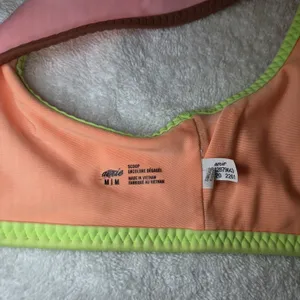 Aerie Swimwear Scoop Triangle Bikini Top Adjustable Hook Closure Peach Medium thumbnail 3