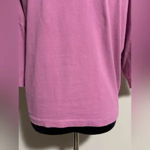 Preloved Uniqlo Pink Oversized Boxy Tee size small thumbnail 9