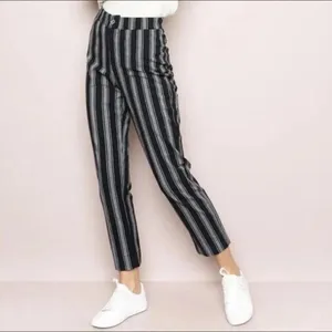 ✨Brandy Melville Tilden One Size Pants✨ thumbnail 4