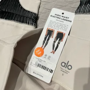 ALO High- Waisted Electric Leggings in Bone / Black SMALL thumbnail 5