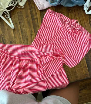 Game Day Outfit Red thumbnail 1