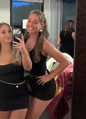 PacSun Black Cargo Mini Skirt thumbnail 1