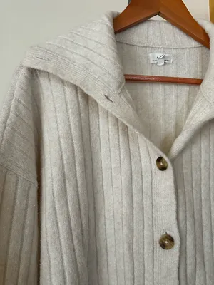 Aerie unREAL Ribbed Cardigan Sweater Collared Button Front Cozy‎ Cream Medium thumbnail 4