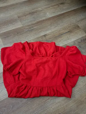 Red Dress thumbnail 4