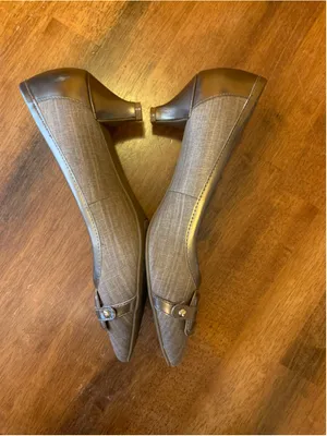 Women's Anne Klein iFlex Kitten Heels Size 8.5 Tan Brown Pumps thumbnail 5